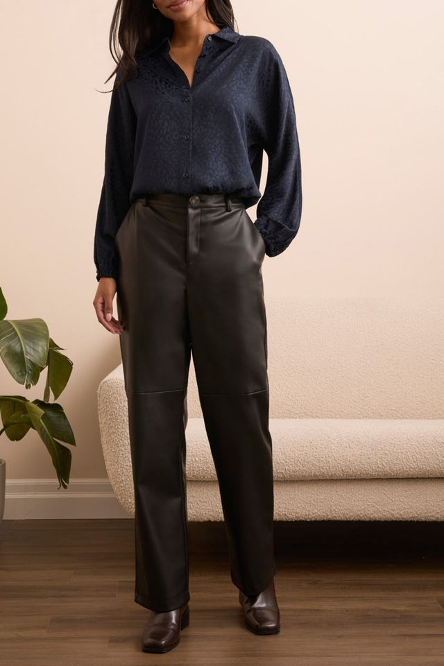 CHEMISIER GARDER LE MYSTÈRE