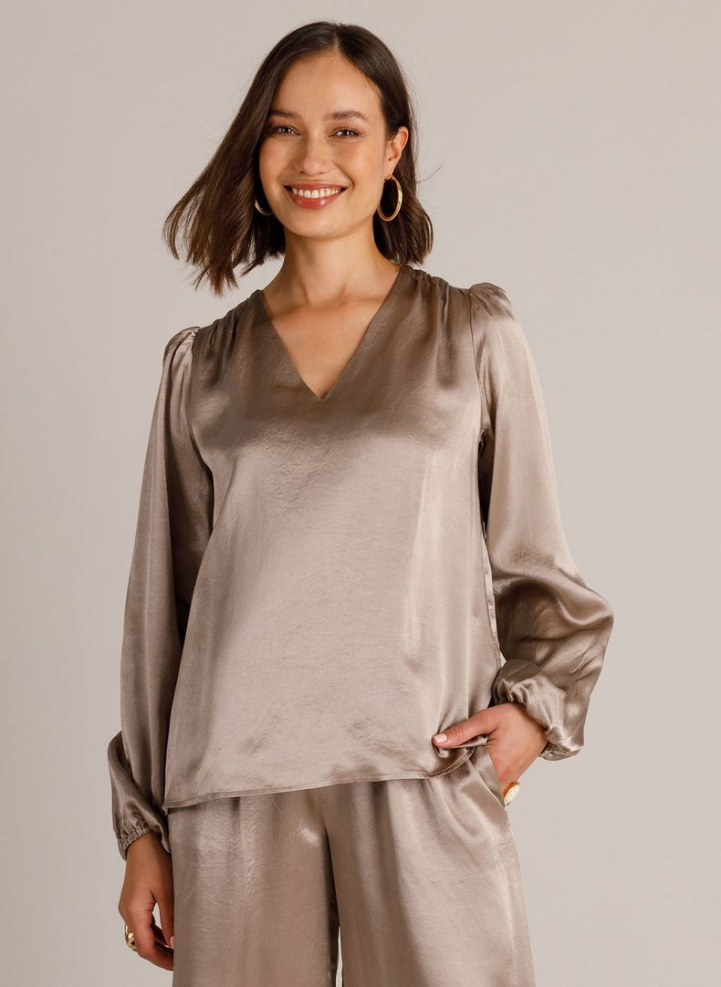 YEST BLOUSE WINNIKA