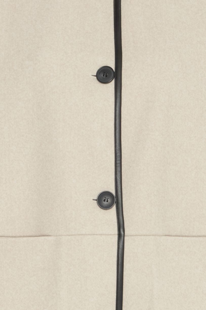 VESTE LA CAPE D'ELISABETH