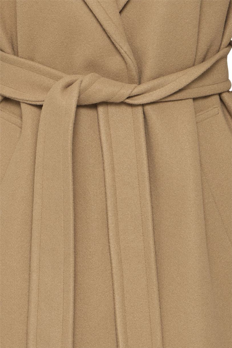 MANTEAU L'ESSENTIEL JANNET