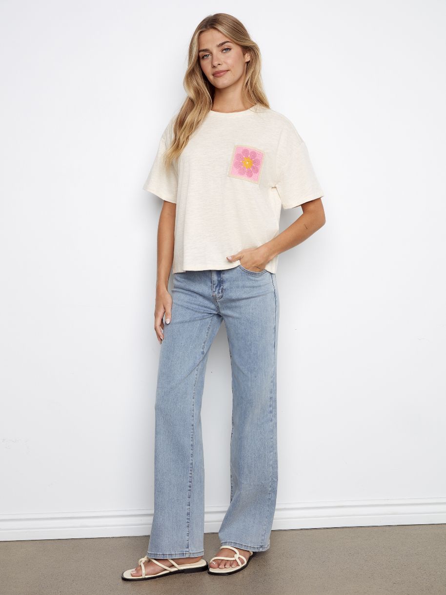 T-SHIRT UN CROCHET EN FLEUR