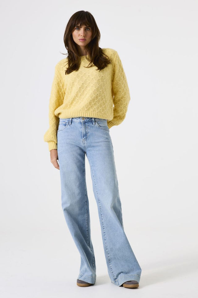 PULL MON PETIT POUSSIN