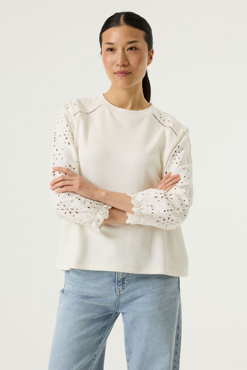 CHANDAIL FLEURS DISCRÈTES