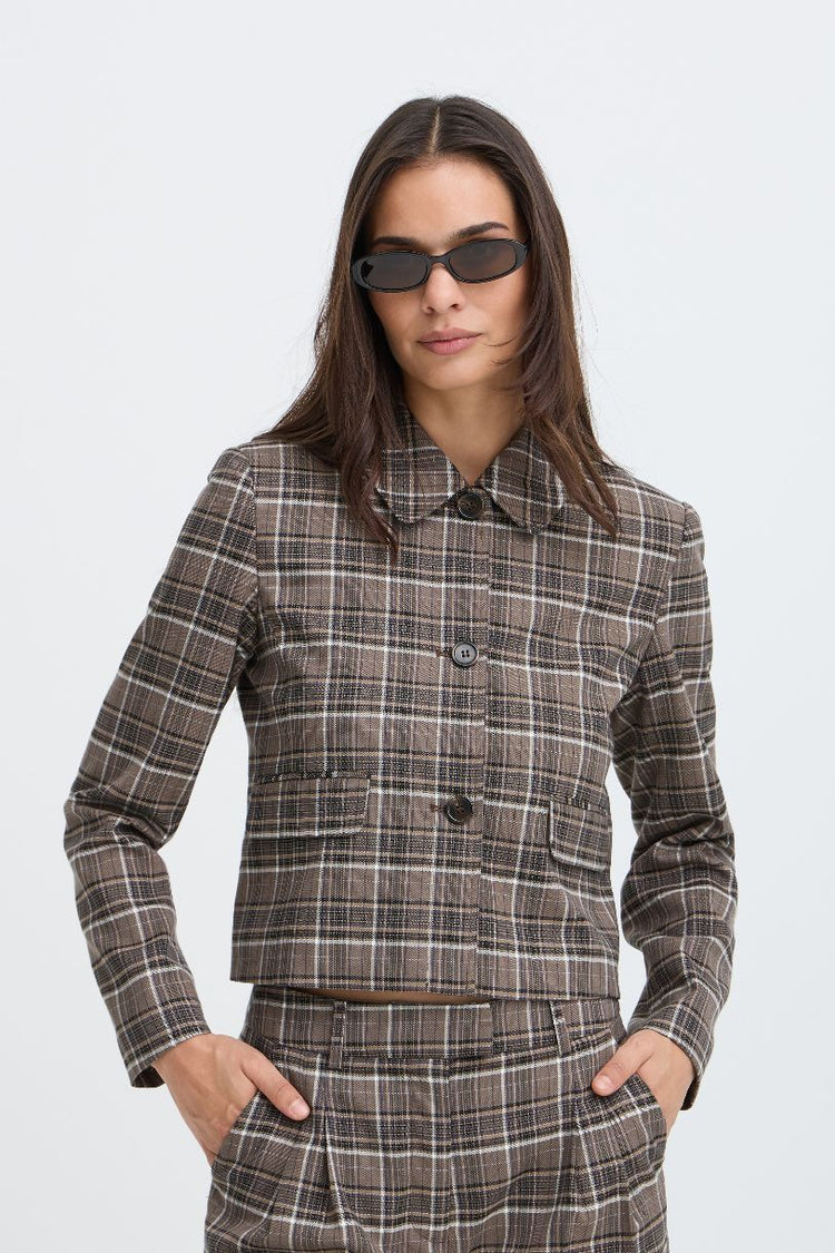 B.YOUNG VESTON BYESTOLO SHORT