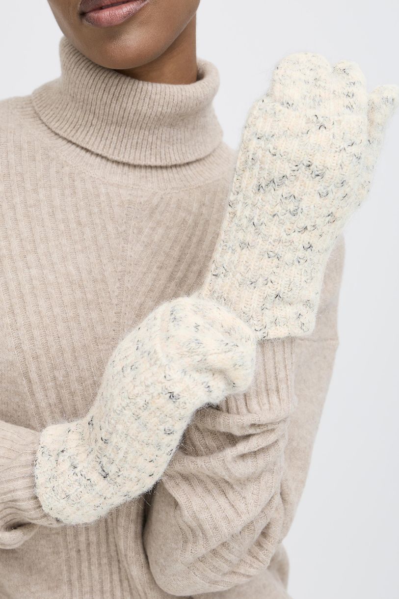 MITAINE LIINA EST TOUTE MÉLANGÉE