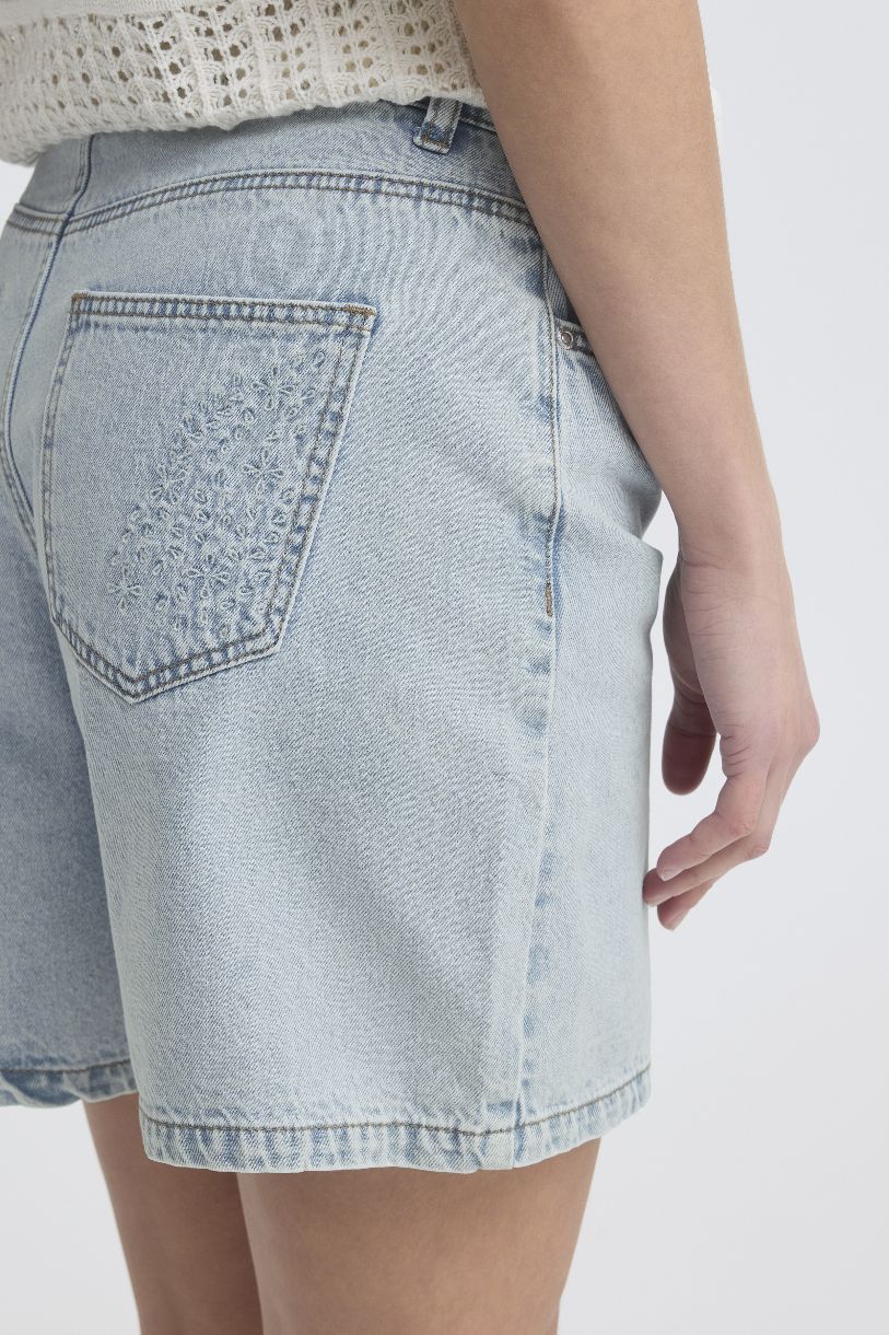 SHORT DE JEANS KIELO LES PÉTALES AU VENT