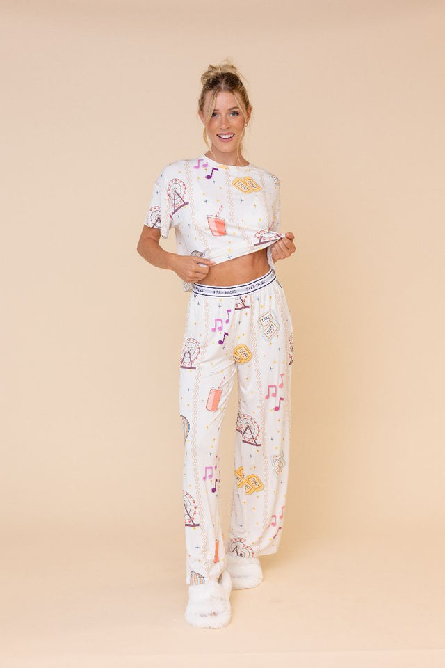 POP UNDERWEAR T-SHIRT FREE PASS