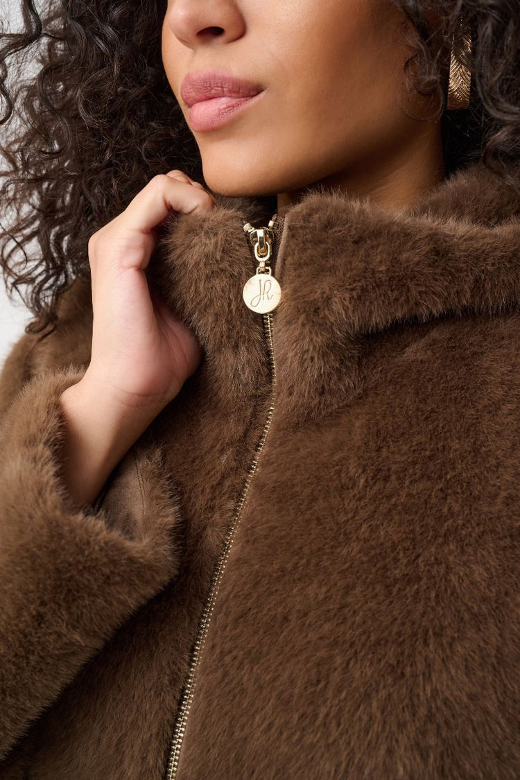 JOSEPH RIBKOFF MANTEAU FAUSSE FOURRURE