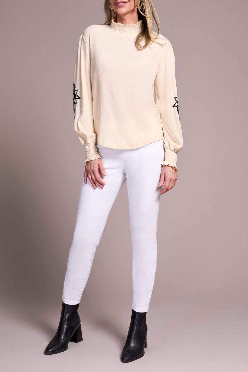 CHANDAIL UN PEU DE COQUETTERIE