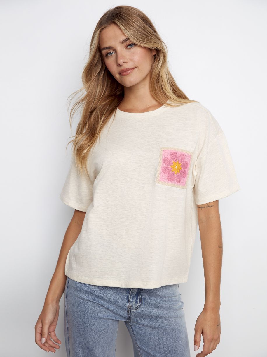 T-SHIRT UN CROCHET EN FLEUR