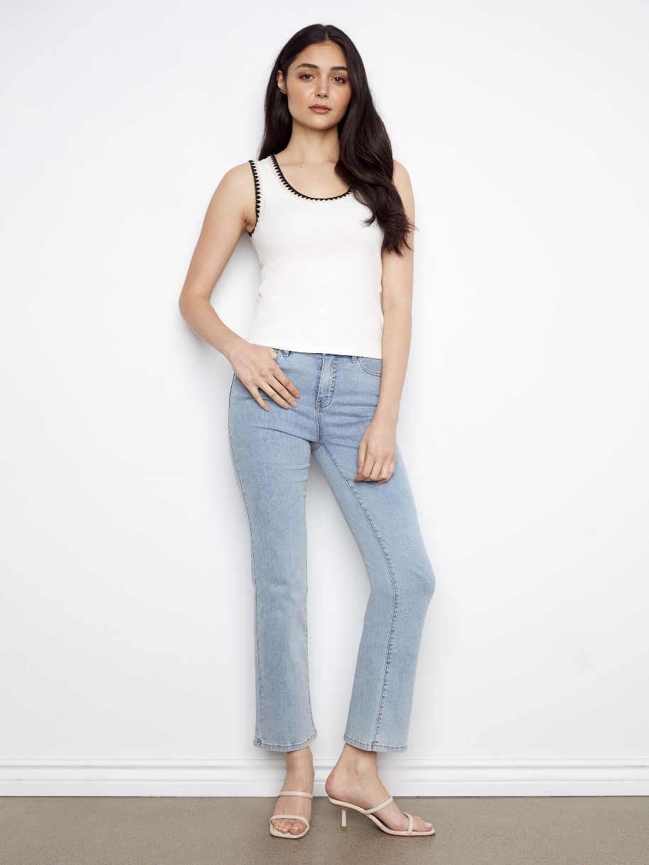 CAMISOLE LA BORDURE QUI A DU CARACTÈRE