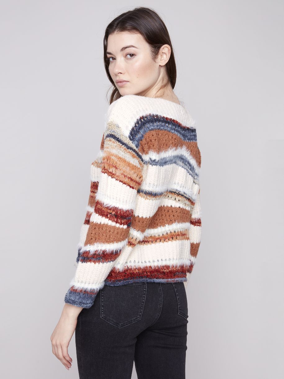 PULL CHENILLE DEVIENDRA PAPILLON