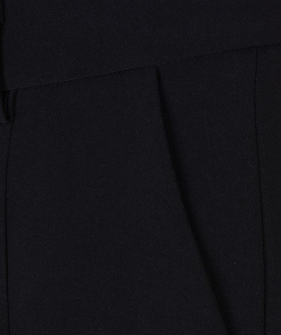 L'ULTIME PANTALON LARGE