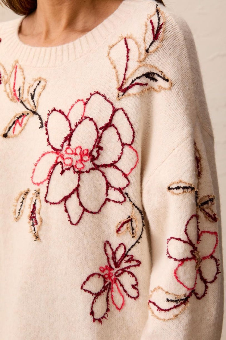 TRIBAL PULL EMBROIDERY