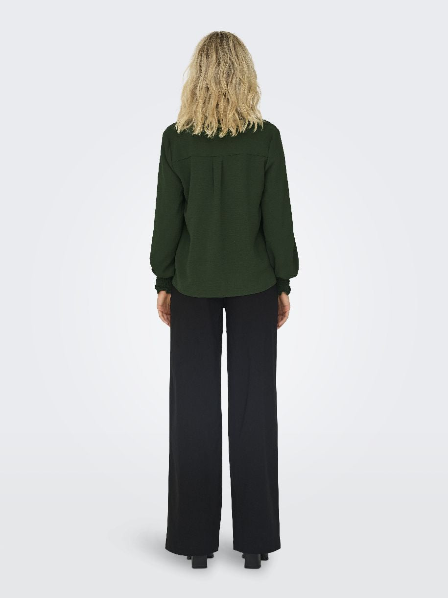 BLOUSE METTE UN VENT DE CHANGEMENT