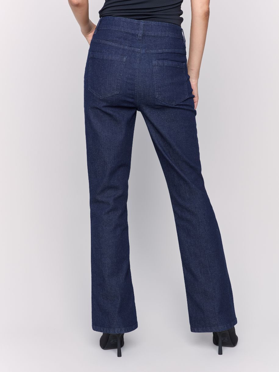 JEANS ÉVASÉ PAR PRINCIPE