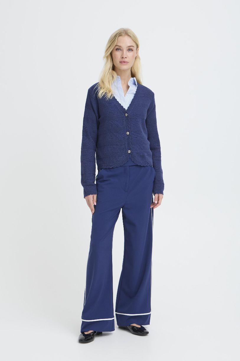CARDIGAN COURT MIKALA