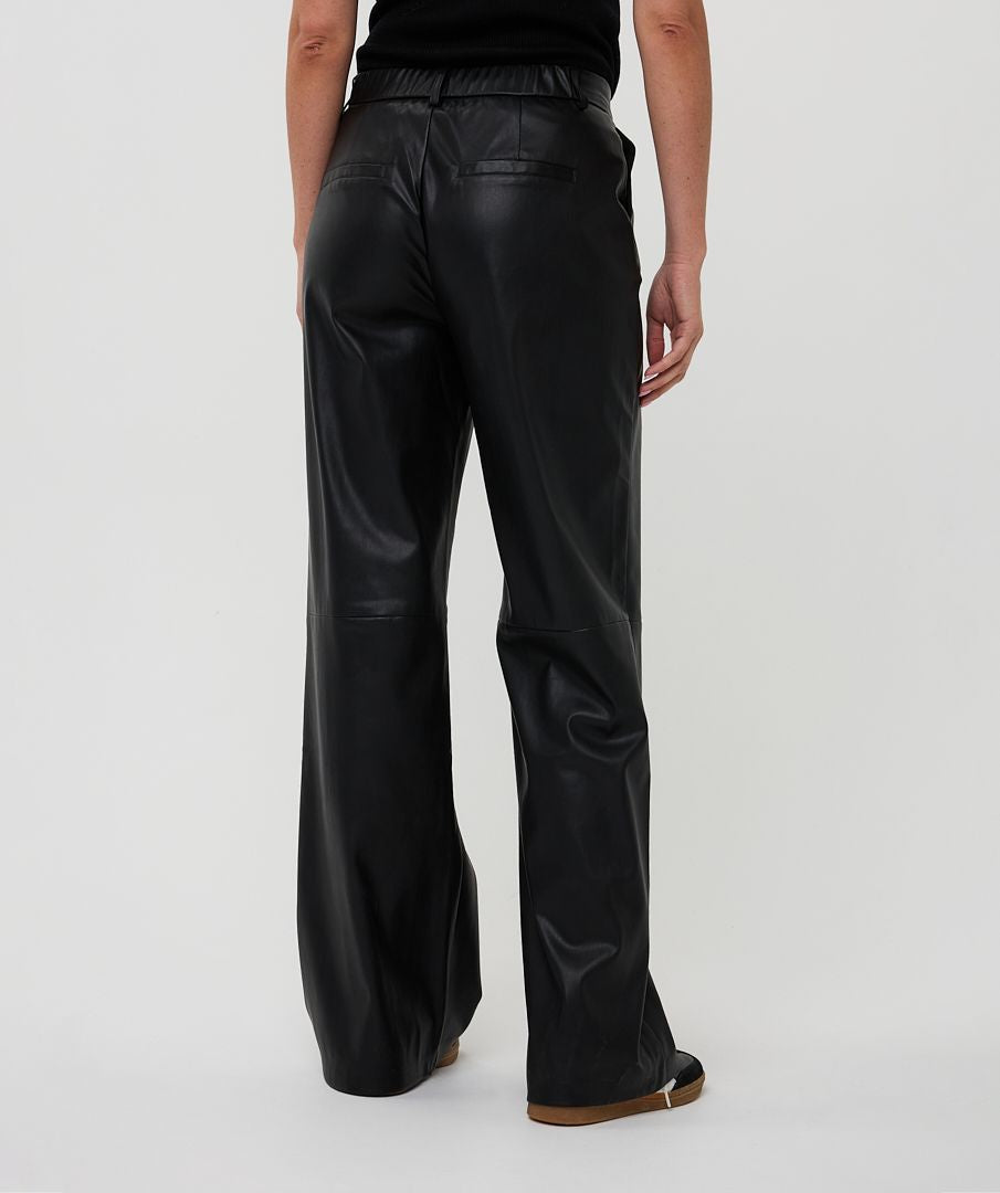 PANTALON LARGE VERSION ROCK