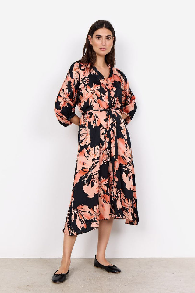 ROBE LONGUE FORCE D'ATTRACTION
