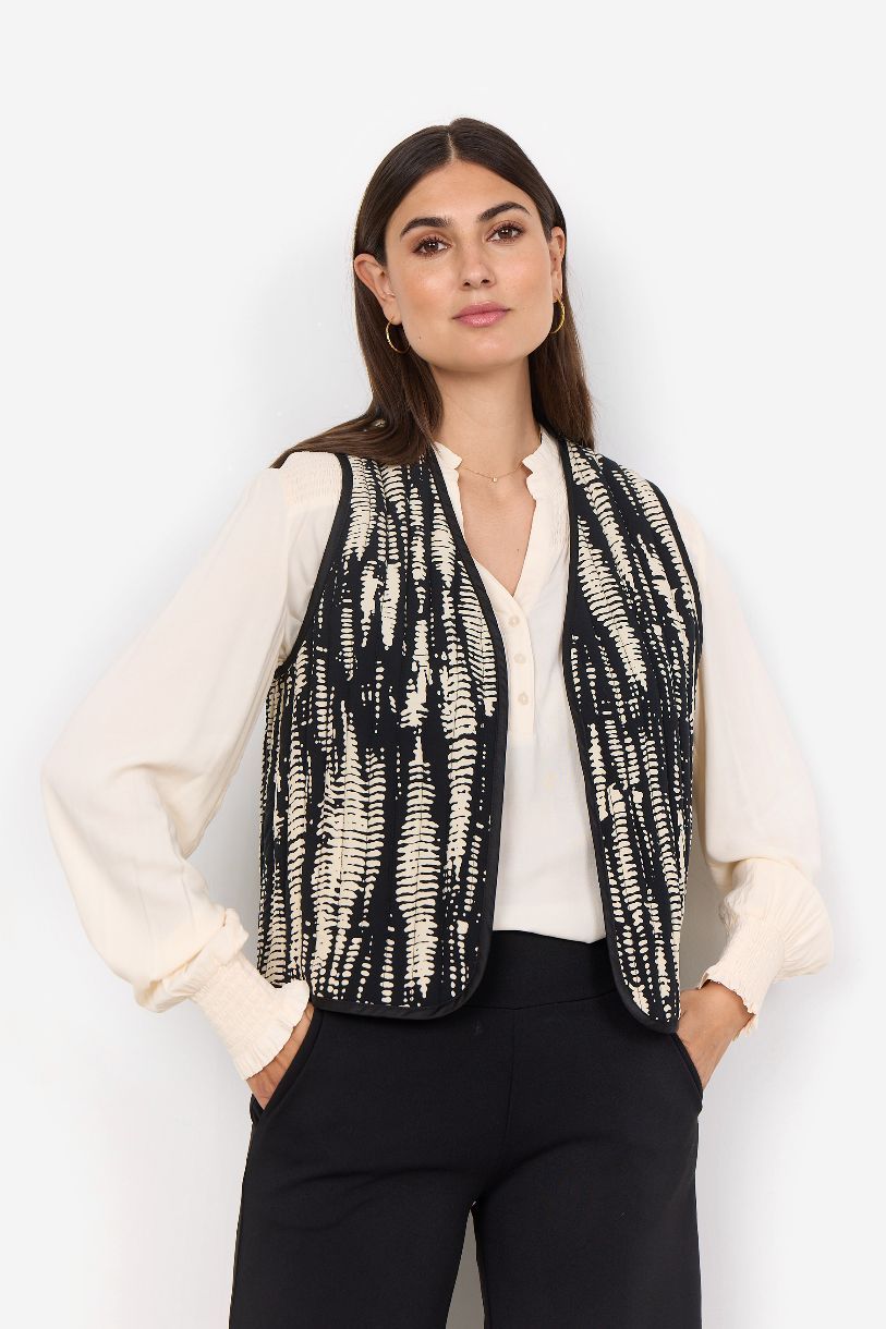 VESTE L'INSOLITE
