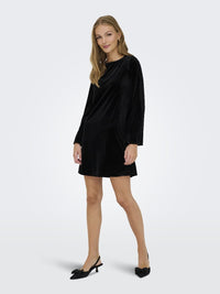 ROBE BOUCLE SUR FOND DE VELOURS