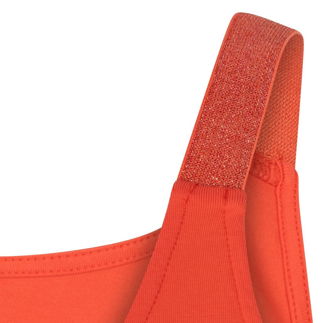 CAMISOLE SE PÉTER LES BRETELLES