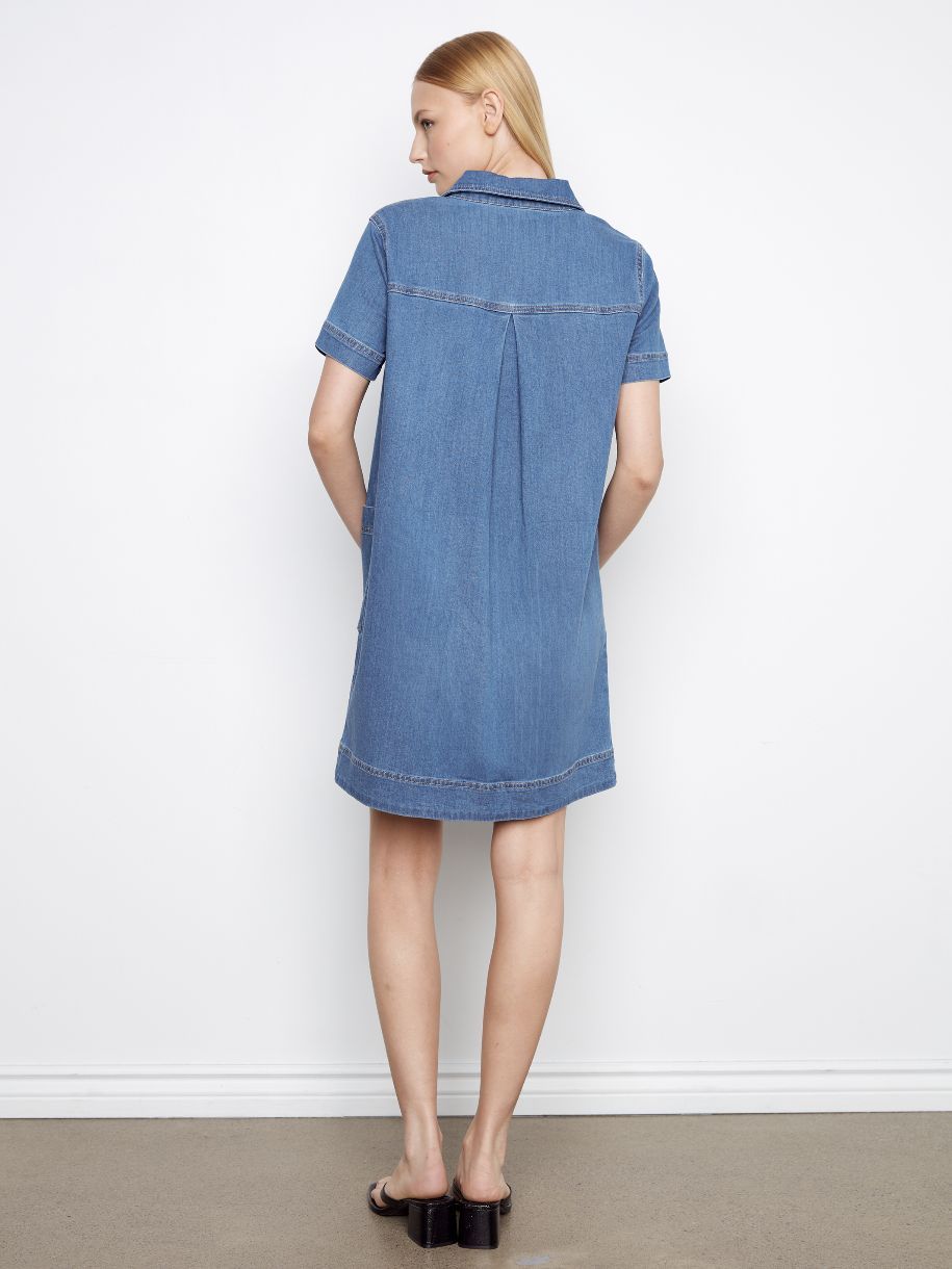 ROBE-CHEMISIER EN JEANS TOUTE SIMPLE