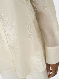 CHEMISIER OREGON LE VOILE ET SES FLEURS