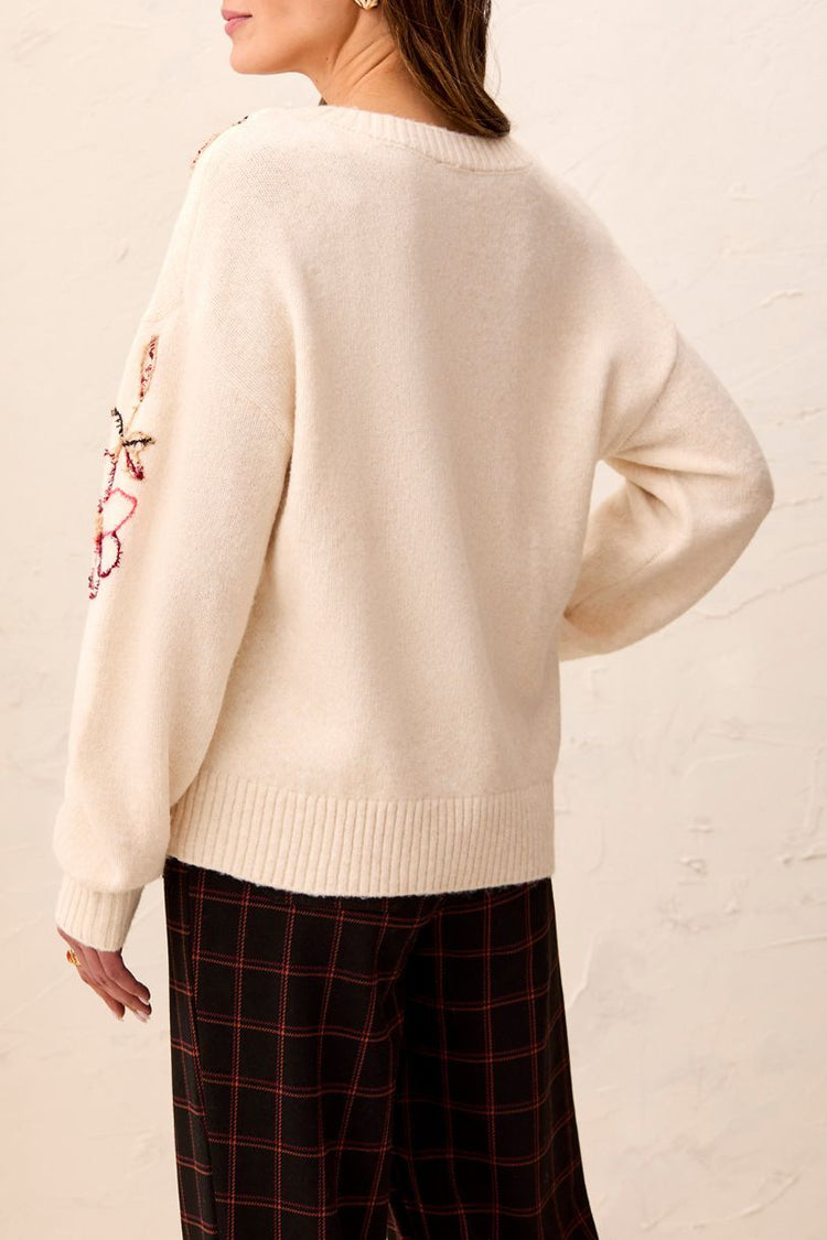 TRIBAL PULL EMBROIDERY