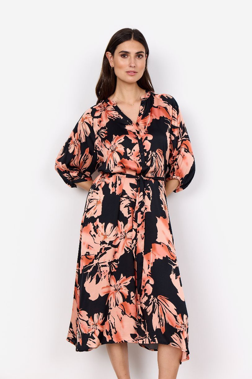 ROBE LONGUE FORCE D'ATTRACTION