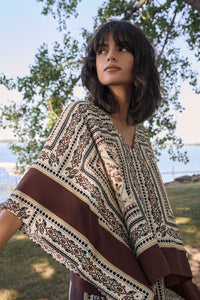 CHANDAIL STYLE PONCHO
