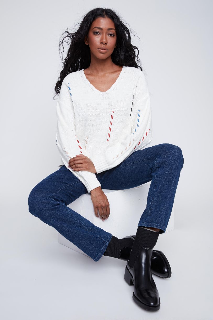 PULL UN PEU DE RETENUE