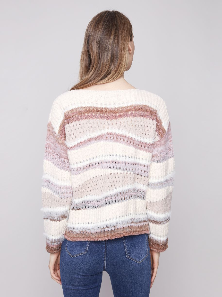 PULL CHENILLE DEVIENDRA PAPILLON