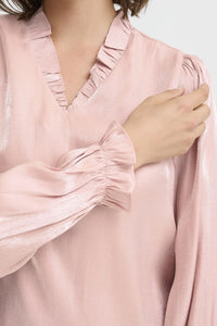 BLOUSE EN DÉLICATESSE AVEC YOLANDA