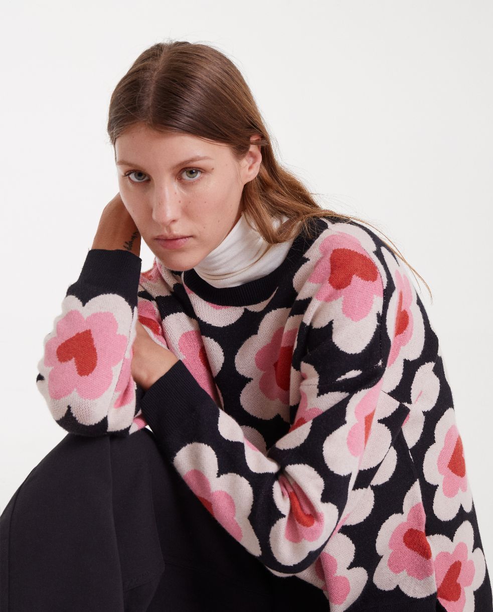 PULL PISTIL EN COEUR
