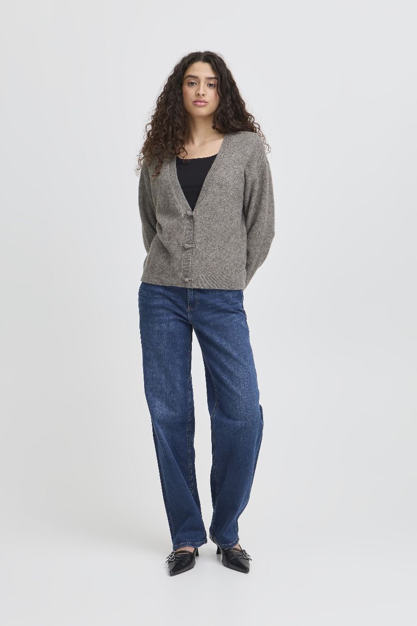CARDIGAN DASILA À L'ÉCOLE PRIVÉE