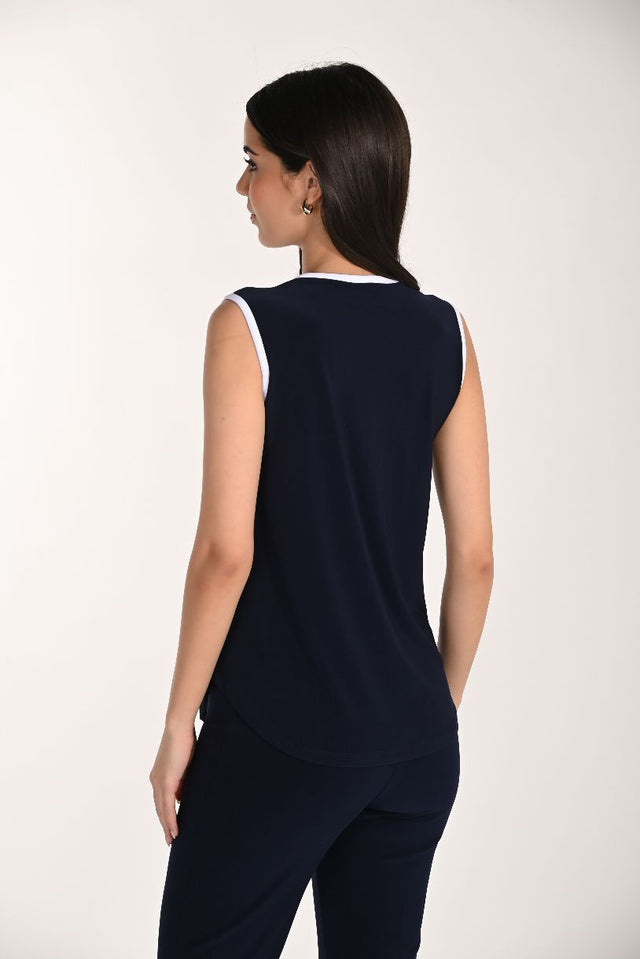 TOP CHIC DÉLICATE ATTENTION