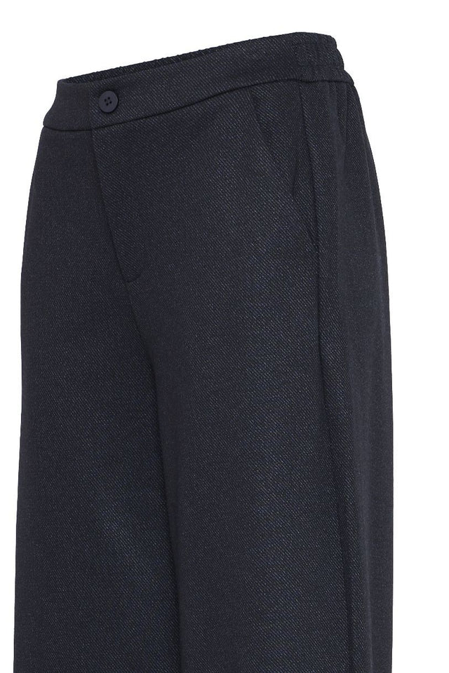 PANTALON LARGE ZARINA AU BUREAU