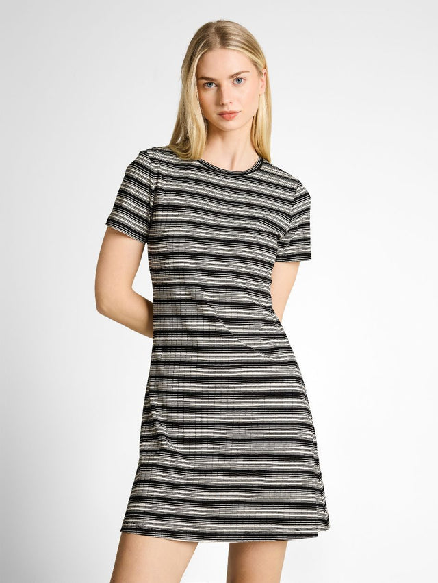 ROBE COURTE LES RAYURES