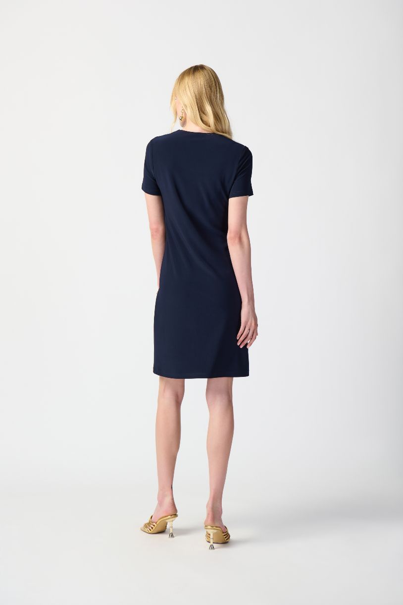 ROBE DÉCONTRACTÉE SANS CHICHIS